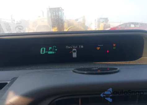 2012 Toyota Prius C Four z USA, uszkodzony, nr VIN JTDKDTB3XC1010507